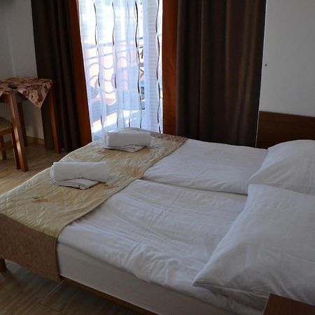 Bed and Breakfast Gosciniec Kaszebe Leba Exterior foto