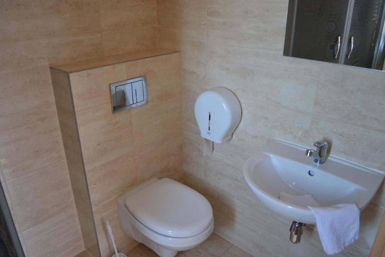 Bed and Breakfast Gosciniec Kaszebe Leba Exterior foto