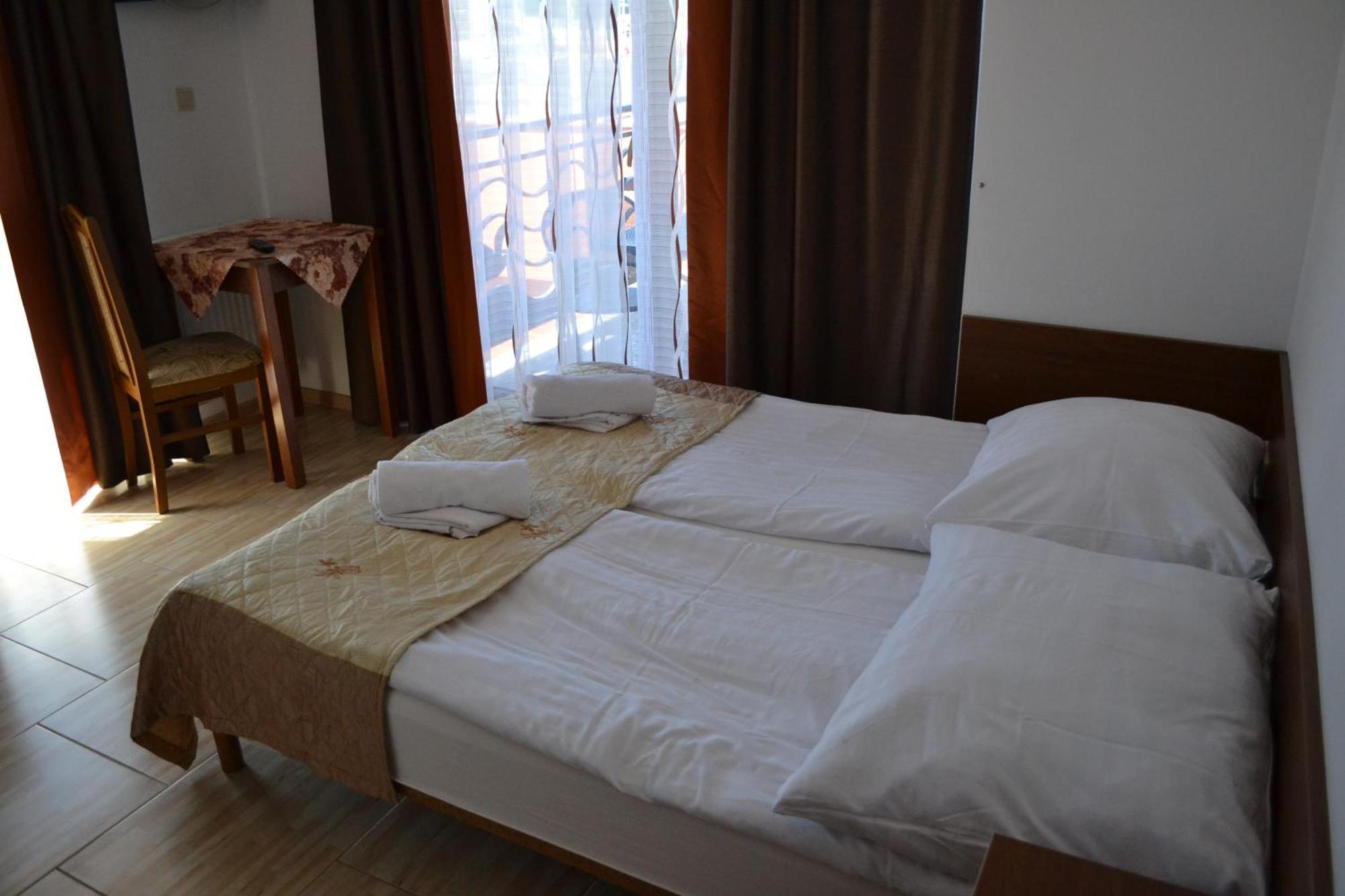Bed and Breakfast Gosciniec Kaszebe Leba Exterior foto
