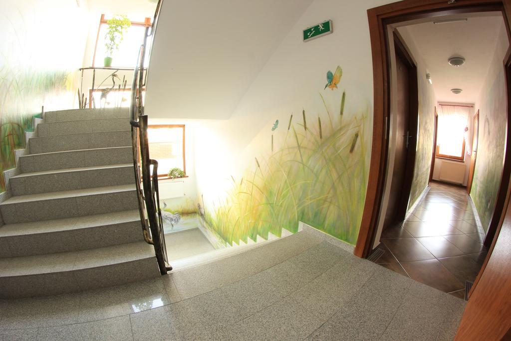 Bed and Breakfast Gosciniec Kaszebe Leba Exterior foto