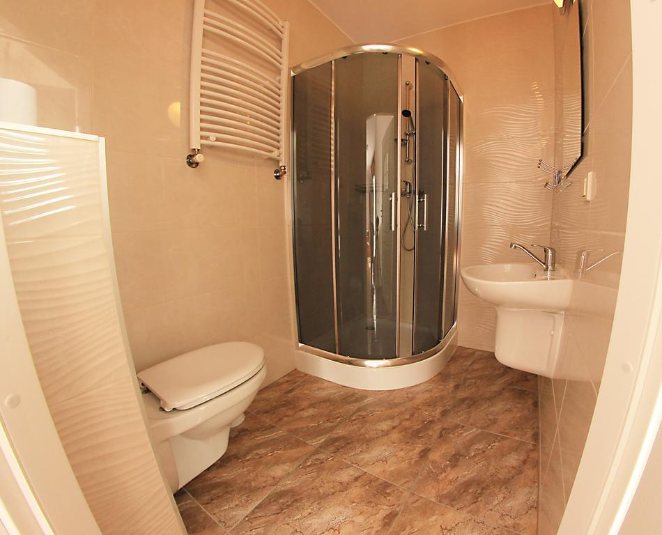 Bed and Breakfast Gosciniec Kaszebe Leba Exterior foto